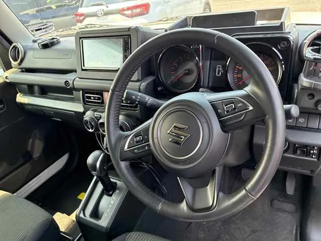 SUZUKI JIMNY SIERRA 2023