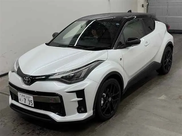 TOYOTA C-HR 2023