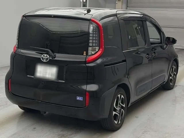 TOYOTA SIENTA 2022