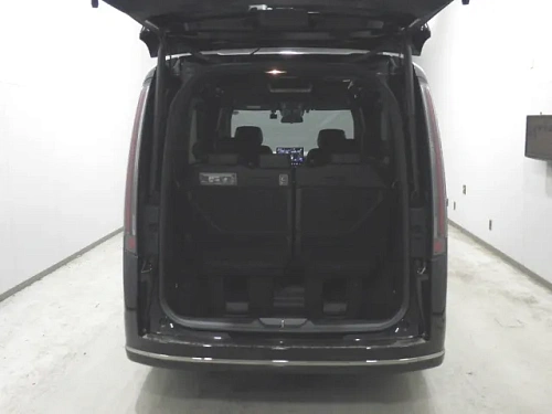 HONDA STEP WAGON 2023