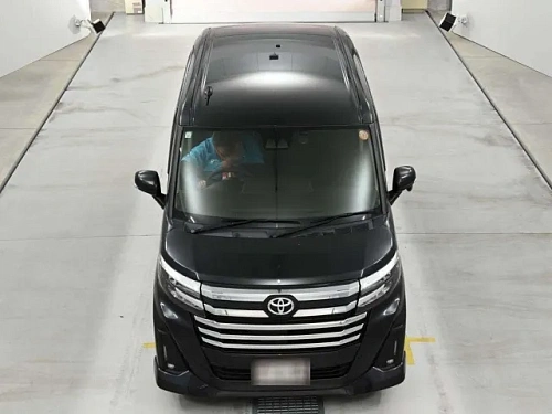 TOYOTA ROOMY 2023